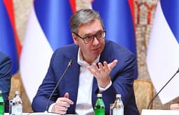 Vuçiq kundër tërheqjes së KFOR-it nga ura mbi Ibër, përsërit retorikën e Beogradit kundër Kosovës Vuçiq kundër tërheqjes së KFOR-it nga ura mbi Ibër, përsërit retorikën e Beogradit kundër Kosovës