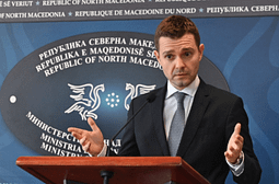 Ministrja bullgare Çamova tha se u takua me Mucunskin, ai thotë: Nuk ishte takim Ministrja bullgare Çamova tha se u takua me Mucunskin, ai thotë: Nuk ishte takim