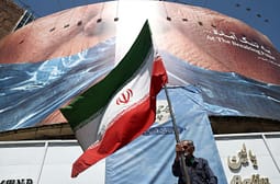SHBA-të goditën bazat iraniane, Teherani i kundërpërgjigjet me sulm SHBA-të goditën bazat iraniane, Teherani i kundërpërgjigjet me sulm