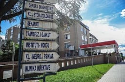 24 persona janë trajtuar në QKUK nga lëndimet e marra në aksidente 24 persona janë trajtuar në QKUK nga lëndimet e marra në aksidente