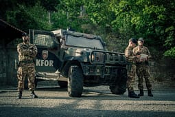 Planet e Kurtit për xhandarmëri, KFOR për Express: Po i ndjekim nga afër deklaratat… Planet e Kurtit për xhandarmëri, KFOR për Express: Po i ndjekim nga afër deklaratat…