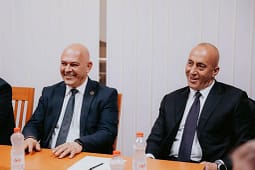 Haradinaj: 128 është numri i AAK-së, qytetarët kanë mundësi të zgjedhin ekipin e dëshmuar që i prin Ardian Gjini Haradinaj: 128 është numri i AAK-së, qytetarët kanë mundësi të zgjedhin ekipin e dëshmuar që i prin Ardian Gjini