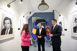 Osmani njofton se Lulzim Zeneli është rikthyer në LDK: Kosova ka nevojë për bashkim të vlerave, përvojës dhe njerëzve Osmani njofton se Lulzim Zeneli është rikthyer në LDK: Kosova ka nevojë për bashkim të vlerave, përvojës dhe njerëzve