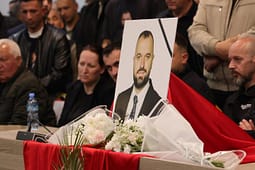 Komuna e Deçanit mban Akademi Përkujtimore për Rifat Stojkaj: Ikja e tij është humbje për të gjithë Komuna e Deçanit mban Akademi Përkujtimore për Rifat Stojkaj: Ikja e tij është humbje për të gjithë