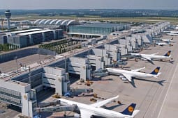 Pezullohen fluturimet në Aeroportin e Mynihut, dy pilotë raportojnë se kanë parë një dron Pezullohen fluturimet në Aeroportin e Mynihut, dy pilotë raportojnë se kanë parë një dron