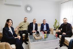 Hamza në familjen Hyseni në Vushtrri: Familjet po përballen me çmime të papërballueshme, koha për ndryshim Hamza në familjen Hyseni në Vushtrri: Familjet po përballen me çmime të papërballueshme, koha për ndryshim