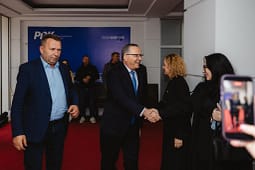 Hamza nga Vushtrria: PDK e gatshme dhe e mobilizuar për ndryshimin që kërkon Kosova Hamza nga Vushtrria: PDK e gatshme dhe e mobilizuar për ndryshimin që kërkon Kosova