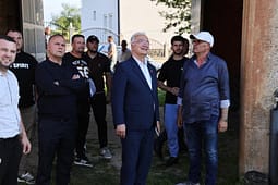 Haliti lajmërohet nga Aqareva: Do të miratojmë ligj për mbrojtjen e vlerave të luftës çlirimtare Haliti lajmërohet nga Aqareva: Do të miratojmë ligj për mbrojtjen e vlerave të luftës çlirimtare