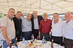 Enver Hoxhaj takon veteranët e UÇK-së në Suharekë: Ata bartin mbi supe historinë e lirisë së Kosovës Enver Hoxhaj takon veteranët e UÇK-së në Suharekë: Ata bartin mbi supe historinë e lirisë së Kosovës