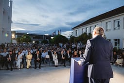 Hamza takon qytetarët e Suharekës: 7 qershori, dita e parë e ndryshimit Hamza takon qytetarët e Suharekës: 7 qershori, dita e parë e ndryshimit