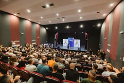 Bedri Hamza në Shtime: Zgjedhjet për jetën e qytetarëve, jo për dramë politike Bedri Hamza në Shtime: Zgjedhjet për jetën e qytetarëve, jo për dramë politike