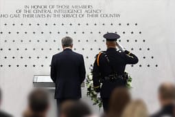 CIA nderon oficerët e rënë CIA nderon oficerët e rënë