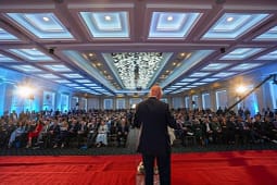 Aleanca hap të enjten fushatën në Gjakovë, prezanton programin me fokus te siguria, energjia dhe zhvillimi Aleanca hap të enjten fushatën në Gjakovë, prezanton programin me fokus te siguria, energjia dhe zhvillimi