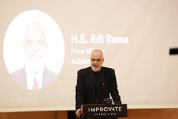 Rama: Izraeli u soll si mik, na ofroi ndihmë pas sulmeve kibernetike të Iranit- për hebrenjtë vendi ynë është shtëpi Rama: Izraeli u soll si mik, na ofroi ndihmë pas sulmeve kibernetike të Iranit- për hebrenjtë vendi ynë është shtëpi