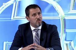 Ish-zëvendësministri Hoxha për xhandarmërinë e Kosovës: Duhet kujdes me emrin dhe kompetencat e kësaj force Ish-zëvendësministri Hoxha për xhandarmërinë e Kosovës: Duhet kujdes me emrin dhe kompetencat e kësaj force