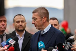 Mickoski: Ta ruajmë dhe ta ndërtojmë shtetin, të mos lejojmë askënd ta poshtërojë Mickoski: Ta ruajmë dhe ta ndërtojmë shtetin, të mos lejojmë askënd ta poshtërojë