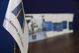 Shfuqizimi i tarifës 3 euro për shoqëruesit e pacientëve dhe rasti në UP, IKD mirëpret aktgjykimet: Aktet nënligjore s’mund të krijojnë kompetenca dhe obligime që s’i lejon ligji Shfuqizimi i tarifës 3 euro për shoqëruesit e pacientëve dhe rasti në UP, IKD mirëpret aktgjykimet: Aktet nënligjore s’mund të krijojnë kompetenca dhe obligime që s’i lejon ligji