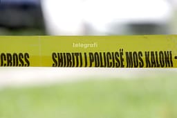 Sulmohet me mjet të mprehtë një grua në Vushtrri – arrestohet i dyshuari Sulmohet me mjet të mprehtë një grua në Vushtrri – arrestohet i dyshuari