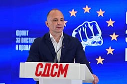 Filipçe: Qytetarët të vendosin në referendum nëse do të paguajnë çmimin e izolimit nga Mickoski Filipçe: Qytetarët të vendosin në referendum nëse do të paguajnë çmimin e izolimit nga Mickoski
