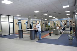 MPB: Vendoset Kod i veshjes për punonjësit dhe palët në objektet e Departamentit për Çështje Civile pranë MPB MPB: Vendoset Kod i veshjes për punonjësit dhe palët në objektet e Departamentit për Çështje Civile pranë MPB