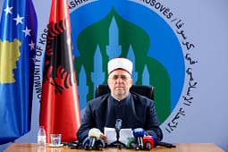 Festa e Kurban Bajramit: Myftiu Tërnava i drejtohet besimtarëve me mesazh urimi Festa e Kurban Bajramit: Myftiu Tërnava i drejtohet besimtarëve me mesazh urimi