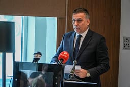Hoxha: Sistemi rajonal për menaxhimin e mbeturinave po realizohet Hoxha: Sistemi rajonal për menaxhimin e mbeturinave po realizohet