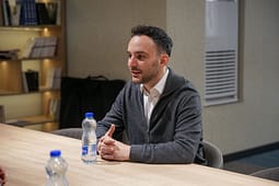 ‘‘VV’ja e ka ble PSD’në’’, Paris Guri publikon një dokument: Hysen Durmishi e Nol Nushi janë në marrëdhënie kontraktuale ‘‘VV’ja e ka ble PSD’në’’, Paris Guri publikon një dokument: Hysen Durmishi e Nol Nushi janë në marrëdhënie kontraktuale