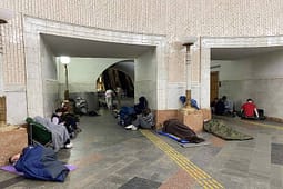 Rusia vazhdon ofensivën ndaj Ukrainës, ndërsa Kievi paralajmërohet të përgatitet për sulme të mundshme të mëdha Rusia vazhdon ofensivën ndaj Ukrainës, ndërsa Kievi paralajmërohet të përgatitet për sulme të mundshme të mëdha