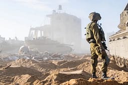Vrasja e palestinezëve është “kënaqësi”: Dëshmi tronditëse nga ushtarët izraelitë në Gaza Vrasja e palestinezëve është “kënaqësi”: Dëshmi tronditëse nga ushtarët izraelitë në Gaza