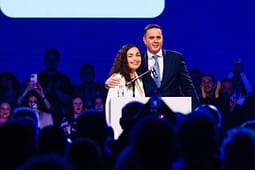Xani: Bashkimi i LDK-së me Vjosa Osmanin i ka frikësuar të gjithë, po merren me të e po e harrojnë Kurtin Xani: Bashkimi i LDK-së me Vjosa Osmanin i ka frikësuar të gjithë, po merren me të e po e harrojnë Kurtin