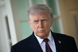 Trump paralajmëron Iranin: Koha po mbaron, veproni shpejt ose s’do të mbetet asgjë Trump paralajmëron Iranin: Koha po mbaron, veproni shpejt ose s’do të mbetet asgjë