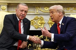 Erdogan bisedë telefonike me Trump: Problemet me Iranin mund të zgjidhen Erdogan bisedë telefonike me Trump: Problemet me Iranin mund të zgjidhen