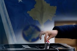 Serbia ndërhyn sërish në zgjedhjet e Kosovës Serbia ndërhyn sërish në zgjedhjet e Kosovës