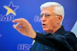Petkovski: Ligji i ri po bën të heshtin të rinjtë, Maqedonia s’ka nevojë për gjashtë universitete Petkovski: Ligji i ri po bën të heshtin të rinjtë, Maqedonia s’ka nevojë për gjashtë universitete