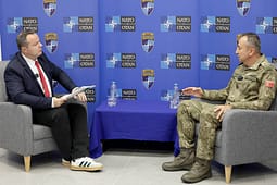 Komandanti i KFOR-it në “Përballje Podcast”, së shpejti në Telegrafi Komandanti i KFOR-it në “Përballje Podcast”, së shpejti në Telegrafi