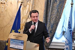 Kurti në Vjenë: Integrimi ekonomik i Kosovës bazohet në infrastrukturë, investime dhe lidhje me BE-në Kurti në Vjenë: Integrimi ekonomik i Kosovës bazohet në infrastrukturë, investime dhe lidhje me BE-në