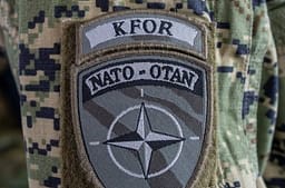 NATO paralajmëron zvogëlim të pranisë në Kosovë, pas përmirësimit të situatës së sigurisë NATO paralajmëron zvogëlim të pranisë në Kosovë, pas përmirësimit të situatës së sigurisë