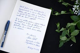 Kurti ngushëllon familjen Jashari për vdekjen e Sahit Jasharit Kurti ngushëllon familjen Jashari për vdekjen e Sahit Jasharit