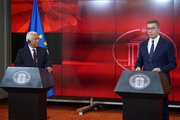 Mickoski pas takimit me Costan: Nuk kërkojmë privilegje, por një proces evropian të parashikueshëm dhe të besueshëm Mickoski pas takimit me Costan: Nuk kërkojmë privilegje, por një proces evropian të parashikueshëm dhe të besueshëm
