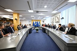 Kurti takon Costan: Kosova e gatshme për statusin e vendit kandidat në BE Kurti takon Costan: Kosova e gatshme për statusin e vendit kandidat në BE
