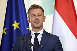 Magyar i gatshëm të takohet me Zelenskyn, synon hapjen e një kapitulli të ri në marrëdhëniet me Ukrainën Magyar i gatshëm të takohet me Zelenskyn, synon hapjen e një kapitulli të ri në marrëdhëniet me Ukrainën