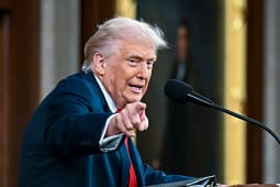 Trump: Nuk kemi nevojë për trupa tokësore në Iran, bombardimet kanë qenë të suksesshme Trump: Nuk kemi nevojë për trupa tokësore në Iran, bombardimet kanë qenë të suksesshme