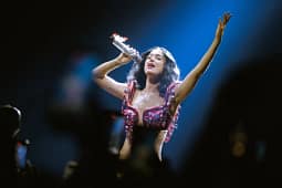 Superylli botëror Katy Perry vjen në Prishtinë për Sunny Hill Festival Superylli botëror Katy Perry vjen në Prishtinë për Sunny Hill Festival