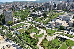 Debati për tarifat e reja në Prishtinë, bizneset kërkojnë ndryshime Debati për tarifat e reja në Prishtinë, bizneset kërkojnë ndryshime