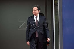 Kurti: Ku ka vend në botë që me 51.1% i fton të tjerët për bashkëqeverisje? Kurti: Ku ka vend në botë që me 51.1% i fton të tjerët për bashkëqeverisje?