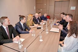 Konjufca: Përparimi i Kosovës duhet të njihet me hapa konkretë në rrugën e integrimit Konjufca: Përparimi i Kosovës duhet të njihet me hapa konkretë në rrugën e integrimit