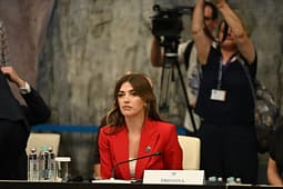 Haxhiu në Sofje: Kosova e meriton statusin e vendit kandidat, jemi të gatshëm për hapjen e negociatave për anëtarësim në BE Haxhiu në Sofje: Kosova e meriton statusin e vendit kandidat, jemi të gatshëm për hapjen e negociatave për anëtarësim në BE