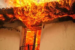 Digjet një objetk në Tetovë, nuk ka persona të lënduar Digjet një objetk në Tetovë, nuk ka persona të lënduar