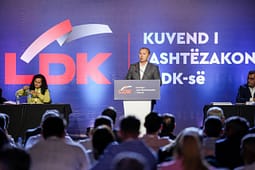 Zemaj: E respektoj vendimin e delegatëve Zemaj: E respektoj vendimin e delegatëve