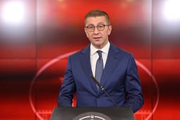 Mickoski: Pres që sot ose nesër, uji në Gostivar të jetë teknikisht i përdorshëm Mickoski: Pres që sot ose nesër, uji në Gostivar të jetë teknikisht i përdorshëm